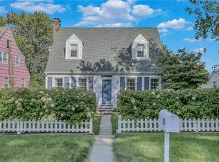 30 Shelley Ave, Valhalla, NY 10595