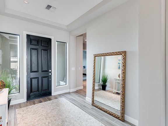 5th image of 3845 E Crescent Pl