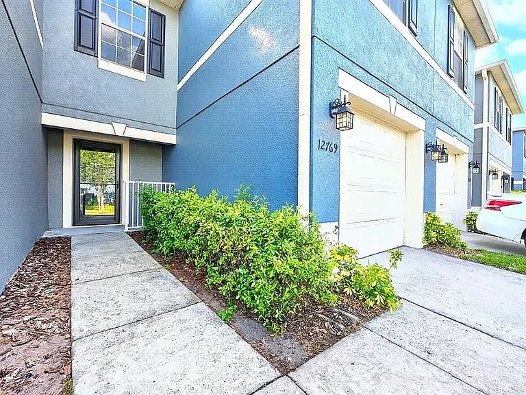 12769 Lexington Summit St — Photo 8