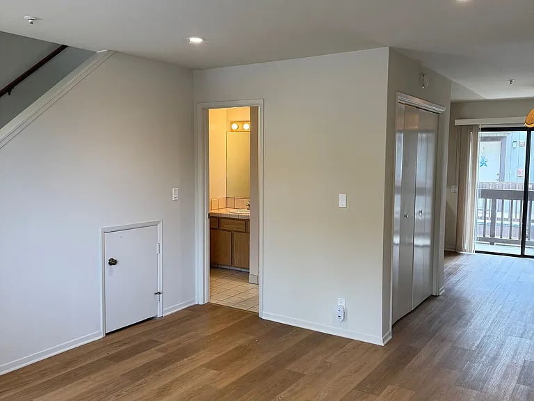 504 McClellan Ave #5 — Photo 22