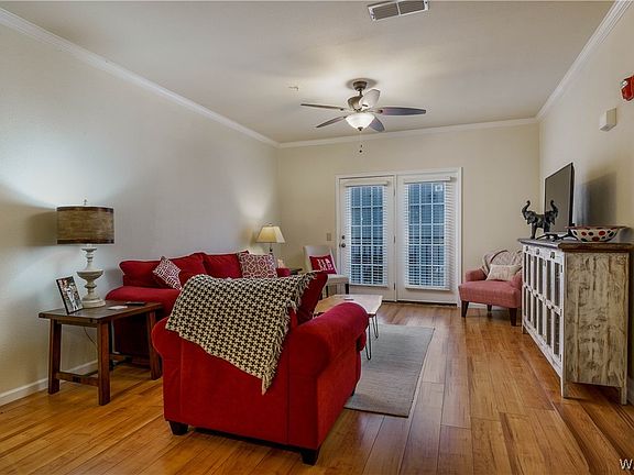 5th image of 1901 5th Ave #1211