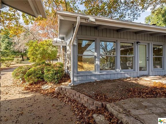 4th image of 1013 Mill Creek Dr
