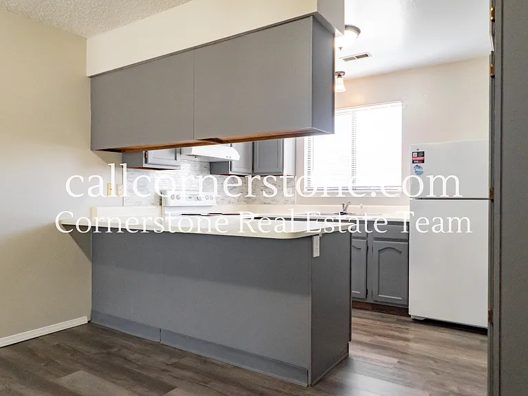 2625 E Uintah St #D — Photo 6
