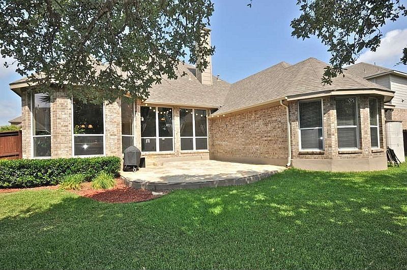 1st image of 318 Cypress Trl