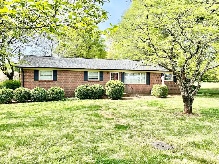 920 Emmanuel Church Rd — Photo 1