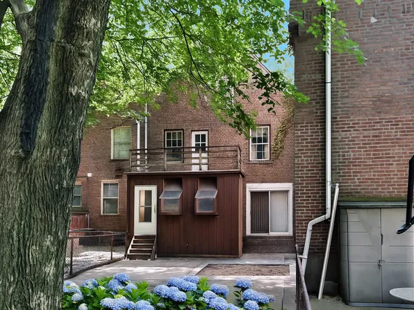 39-61 44th Street image 3 of 4