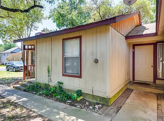 5th image of 9620 Sugar Hill Dr