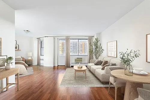 104-60 Queens Blvd Photo 1