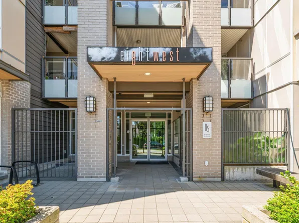 85 8th Ave E #208, New Westminster, BC V3L 4J4