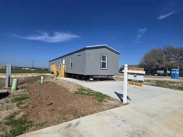 The Bronco Plan, Higdon Oaks