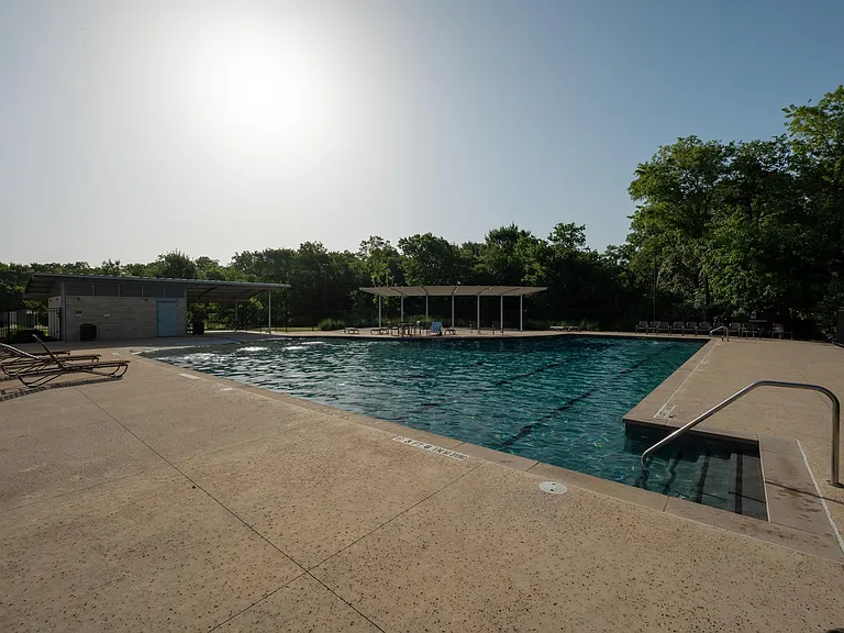 5412 Daimler Dr — Photo 23