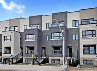 1133 Cooke Blvd #806, Burlington, ON L7T 0C3