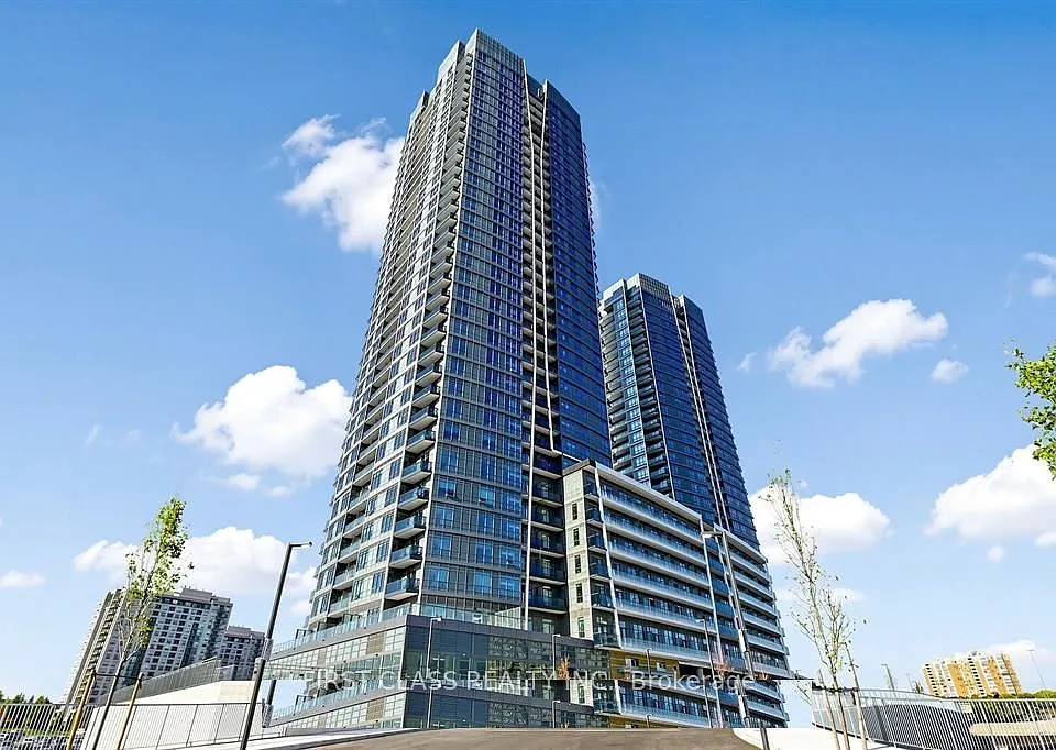 30 Upper Mall Way #A1606