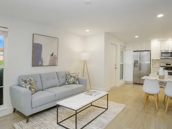 1215 Edington Pl APT N2, Marco Island, FL 34145