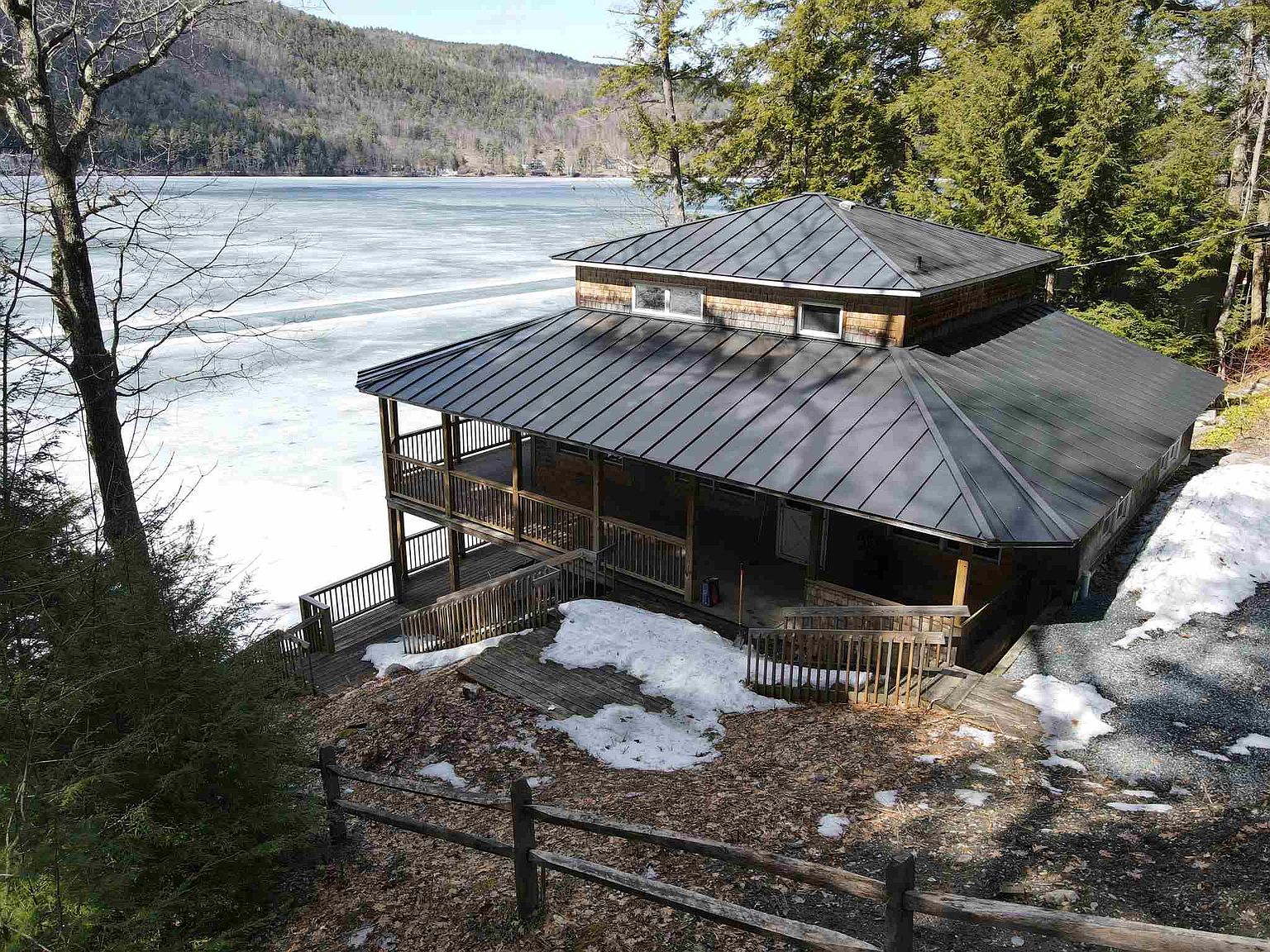 4706 Lake Morey Rd Fairlee Vt 05045 Mls 4854995 Zillow