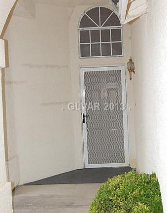 4th image of 1310 Pavilions Ave