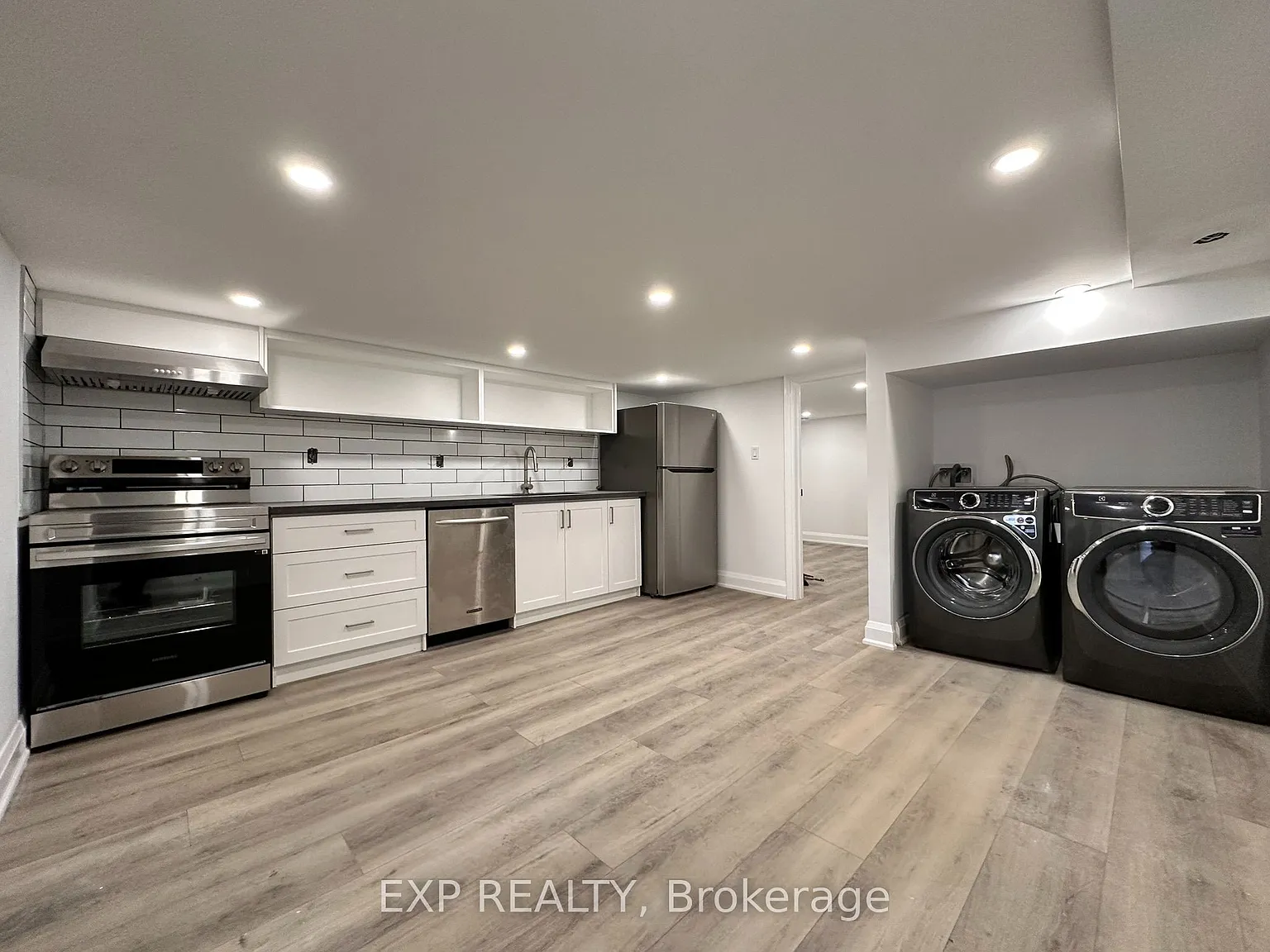 2 bed, $2,200 — Photo 2