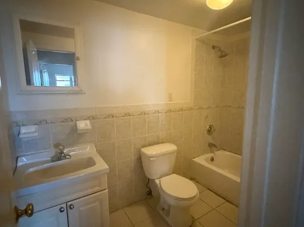 (undisclosed Address), Bronx, NY 10459