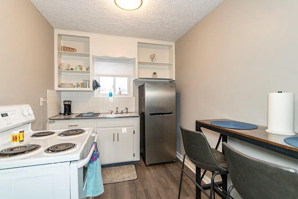 2 bed, $1,250 — Photo 3