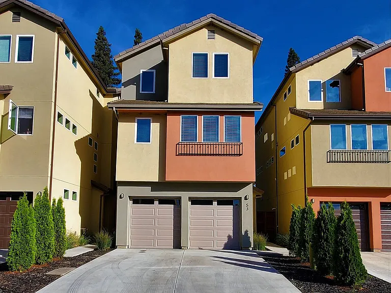 53 Rio Viale Ct — Photo 2