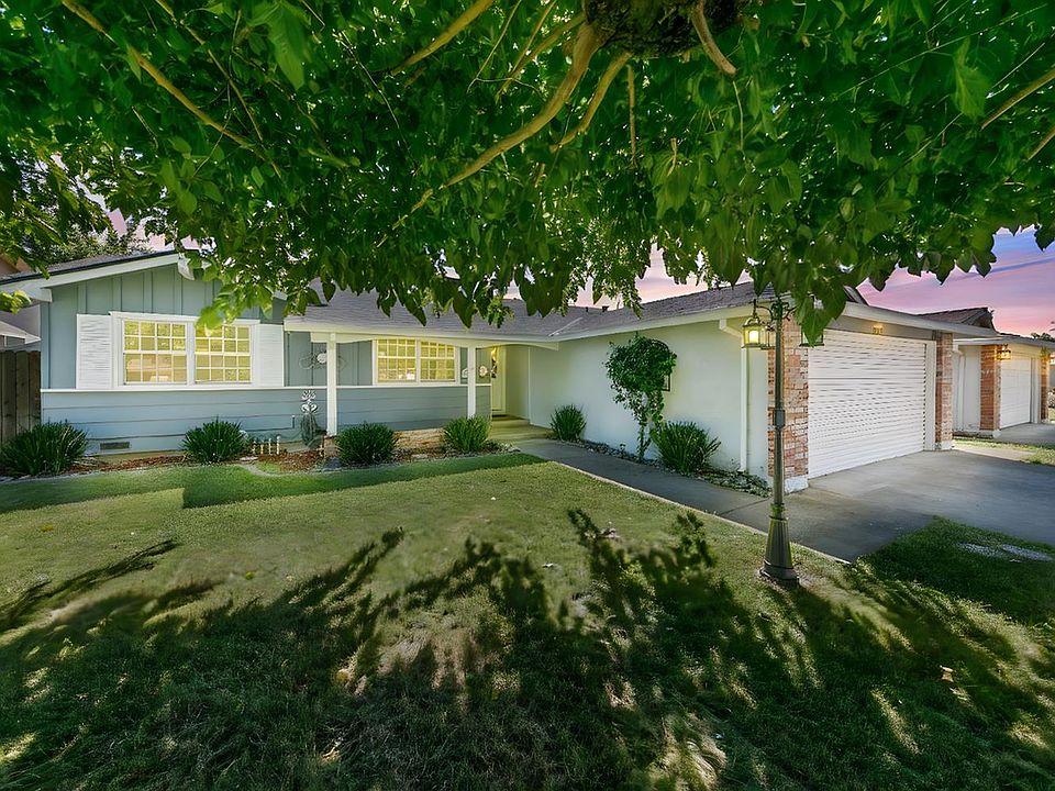 1st image of 2344 Glenfaire Dr