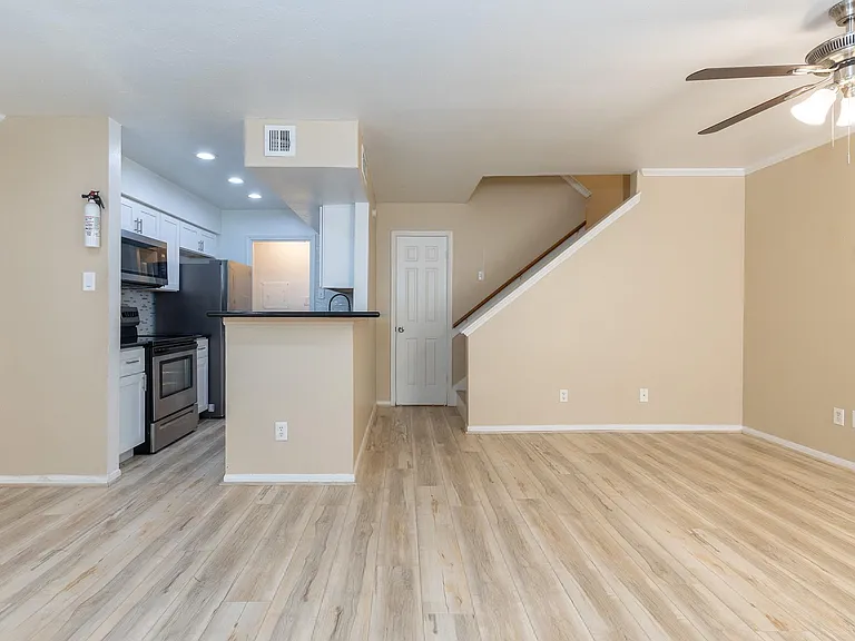 14600 Fonmeadow Dr #1106 — Photo 2
