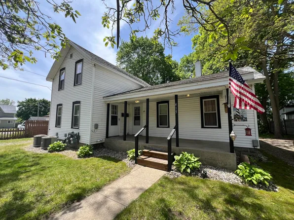 415 Ionia St, Belding, MI 48809