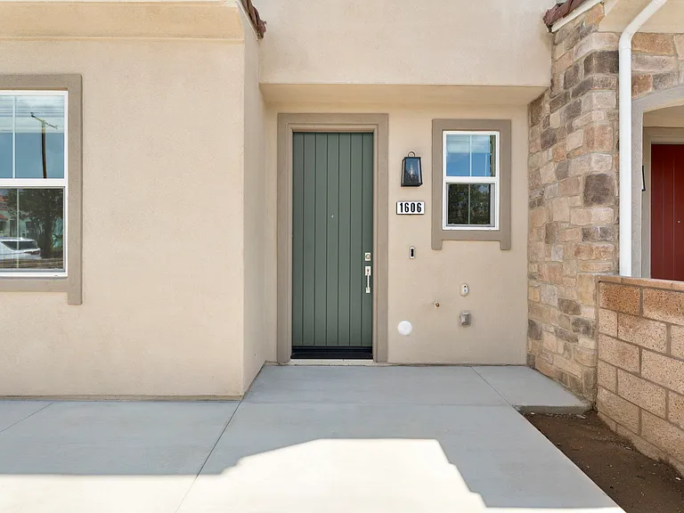 1606 S Marengo Ave #1606 — Photo 9