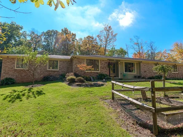 114 Ponder Pl SW, Pataskala, OH 43062