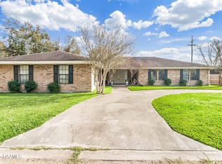 1203 Noah Ln, Opelousas, LA 70570