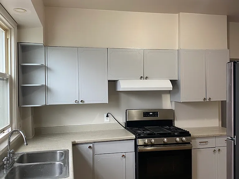 354 New Scotland Ave — Photo 15