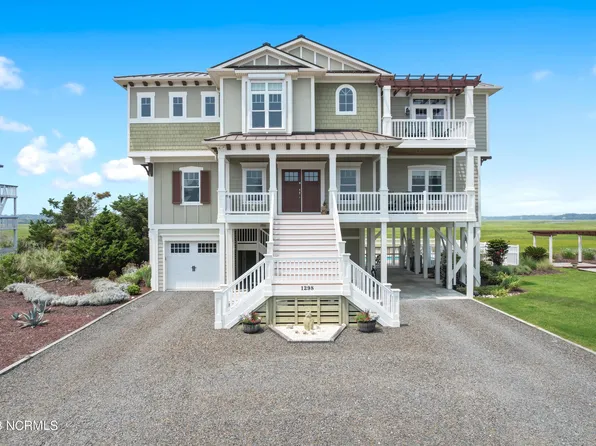 1298 Ocean Boulevard W, Holden Beach, NC 28462