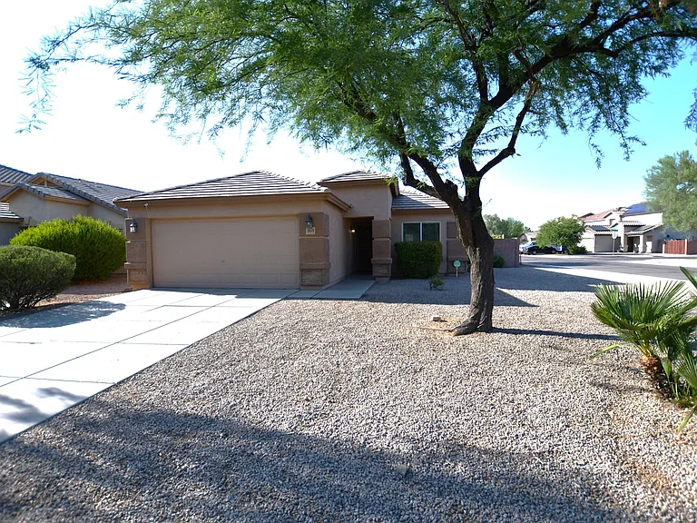 3874 E Superior Rd — Photo 1
