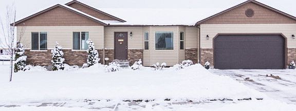 2nd image of 2931 Sunlight Dr
