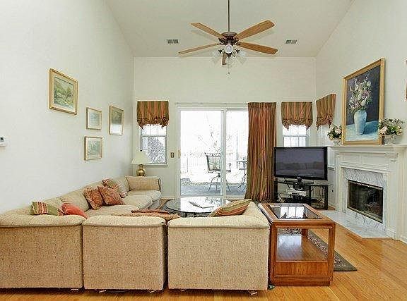 5th image of 1097 Zoeller Ct