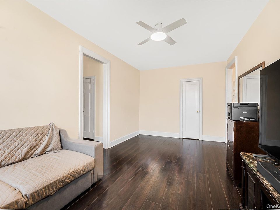 1st image of 1976 Lafontaine Avenue #4B