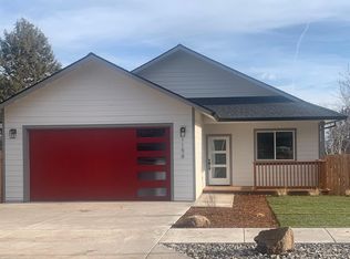1158 W Ridge Dr, Klamath Falls, OR