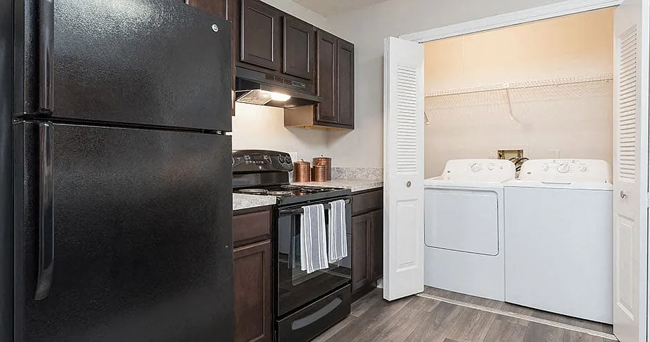 Birchwood at Boulders Apartments — Photo 1