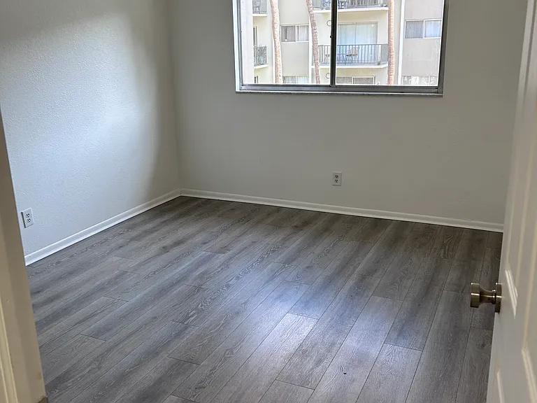 4611 W Fig St #201 — Photo 5