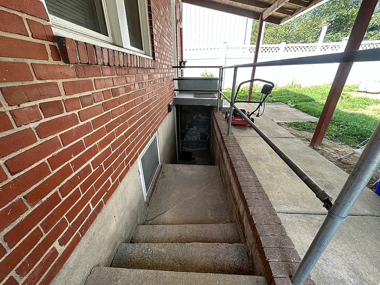 815 Violet Pl — Photo 41