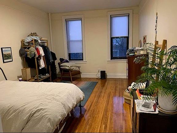 3rd image of 332 Rogers Ave APT C11