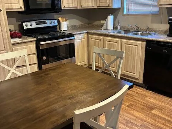 453 Kasey Cir, Rocky Mount, NC 27803