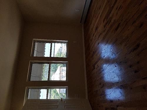 4th image of 950 E 231st Street