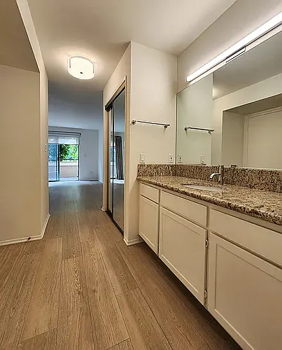 1444 S. Saltair — Photo 25