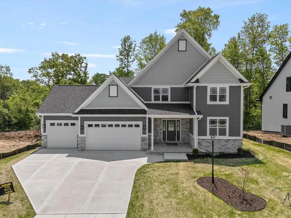 N54W19277 Broadwing PLACE, Menomonee Falls, WI 53051