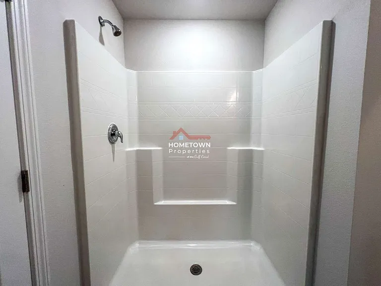 5257 Peach Dr — Photo 15