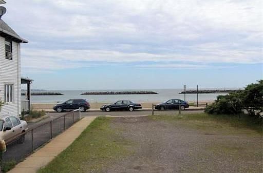 4th image of 97 Winthrop Shore Dr #1
