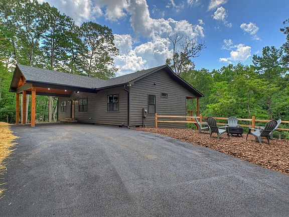3rd image of 274 Medina Ct