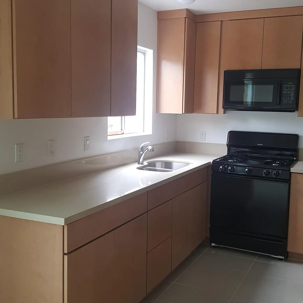 508 N Citrus Ave — Photo 2