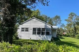 Building Photo - 4060 Clayton Dr